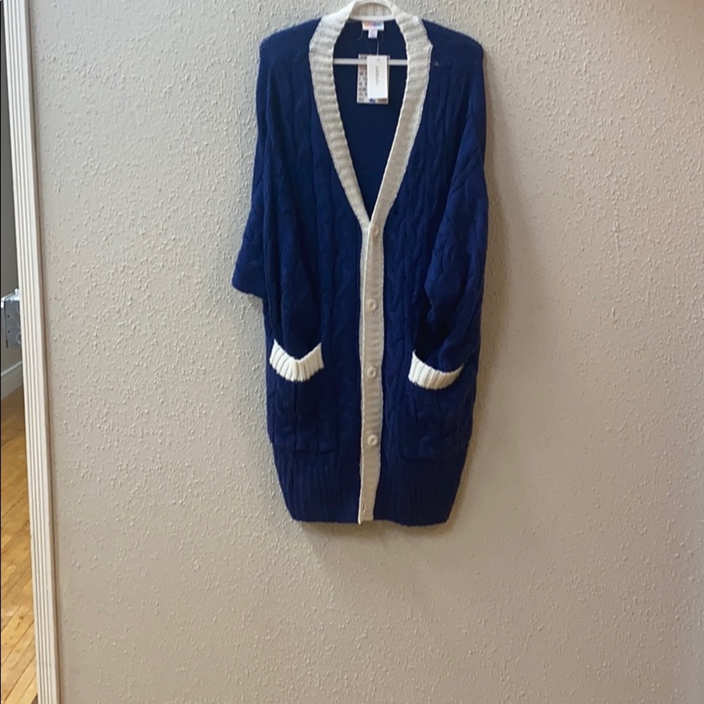 L Lucille Lularoe